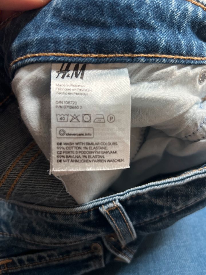 H&M Jeans Vintage slim, Highwaist straight ankle Gr 48 in Medelby