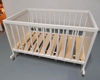 Ikea Solgul Baby Wiege Kinderbett weiß inkl. Matratze + Bettlaken Nordrhein-Westfalen - Langenfeld Vorschau