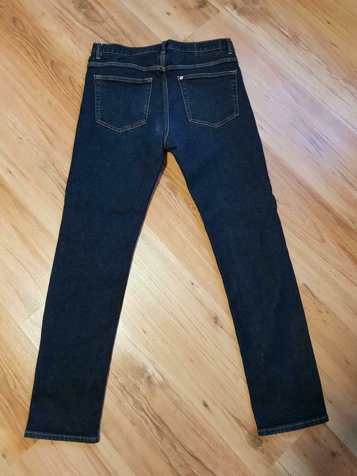 Jeans Jeanshose Kinderjeans Größe 31 / 32 L  blau SLIM in Munster