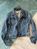 H & M Jeans Jacke „Devided“ Gr. 38  eher schmal geschnitten Nordrhein-Westfalen - Moers Vorschau