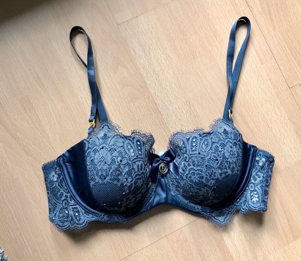 Hunkemöller BH (auch trägerlos) Douzen‘s Kollektion, 75B in Meitingen