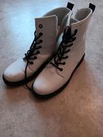 Damenstiefel weis Hessen - Bad Hersfeld Vorschau