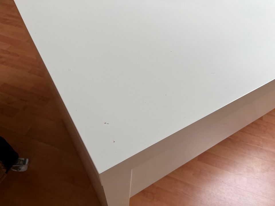 Malm Schreibtisch Ikea 702.141.92 weiss in Koblenz