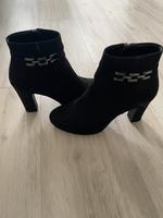 Tamaris Stiefelette, schwarz - wie neu - Größe 38 Niedersachsen - Celle Vorschau