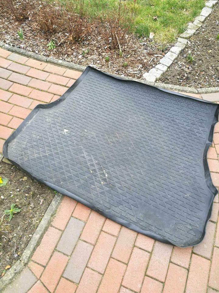 Kofferraumwanne Ford Mondeo Kofferraum Matte Wanne in Mühl Rosin