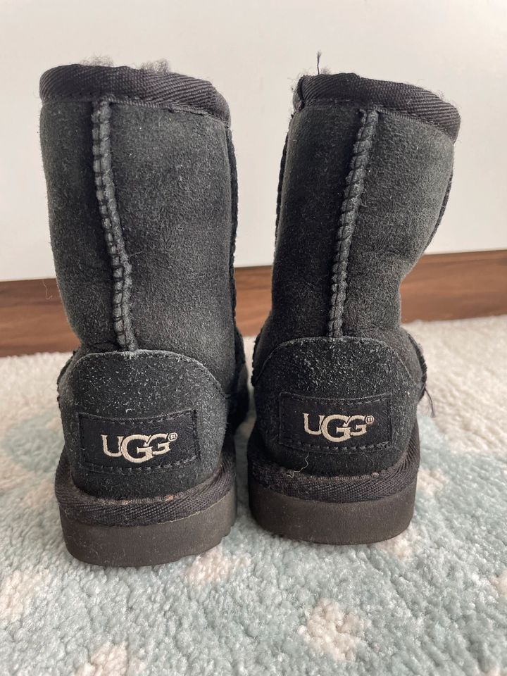 UGG Kinderschuhe, Boots, Winterstiefel, Winterschuhe, Gr 25 in Heidelberg