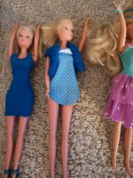 Barbie beugeBeine beuge Beine blaues Outfit West - Unterliederbach Vorschau