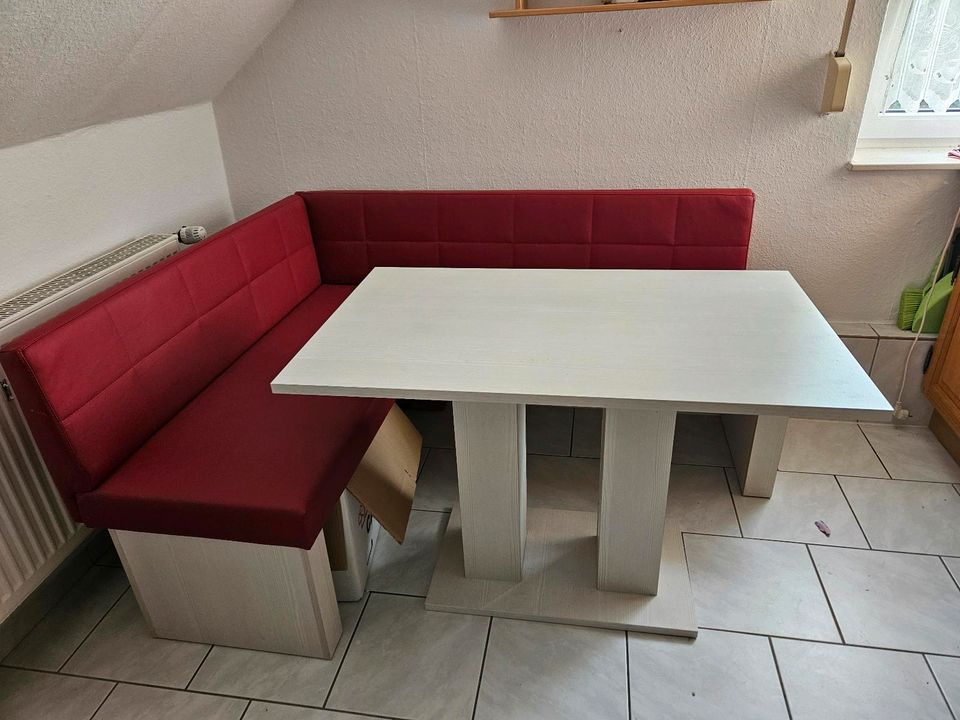 Eckbank mit Tisch in Sassenberg