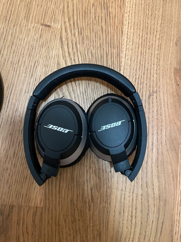 Bose On Ear Kopfhörer alt in Berlin