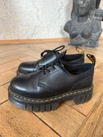 Dr. Martens plateu quad 1461 - wie neu! Neuhausen-Nymphenburg - Neuhausen Vorschau