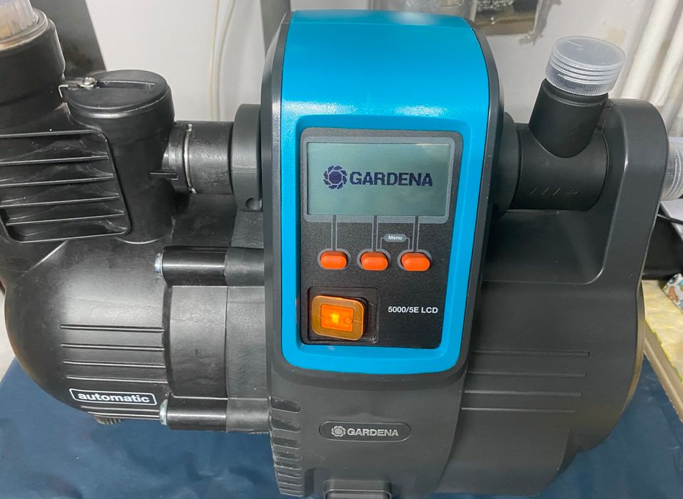 Gardena Gartenpumpe Hauswasserautomat 5000/5 LCD neuwertig in Duisburg