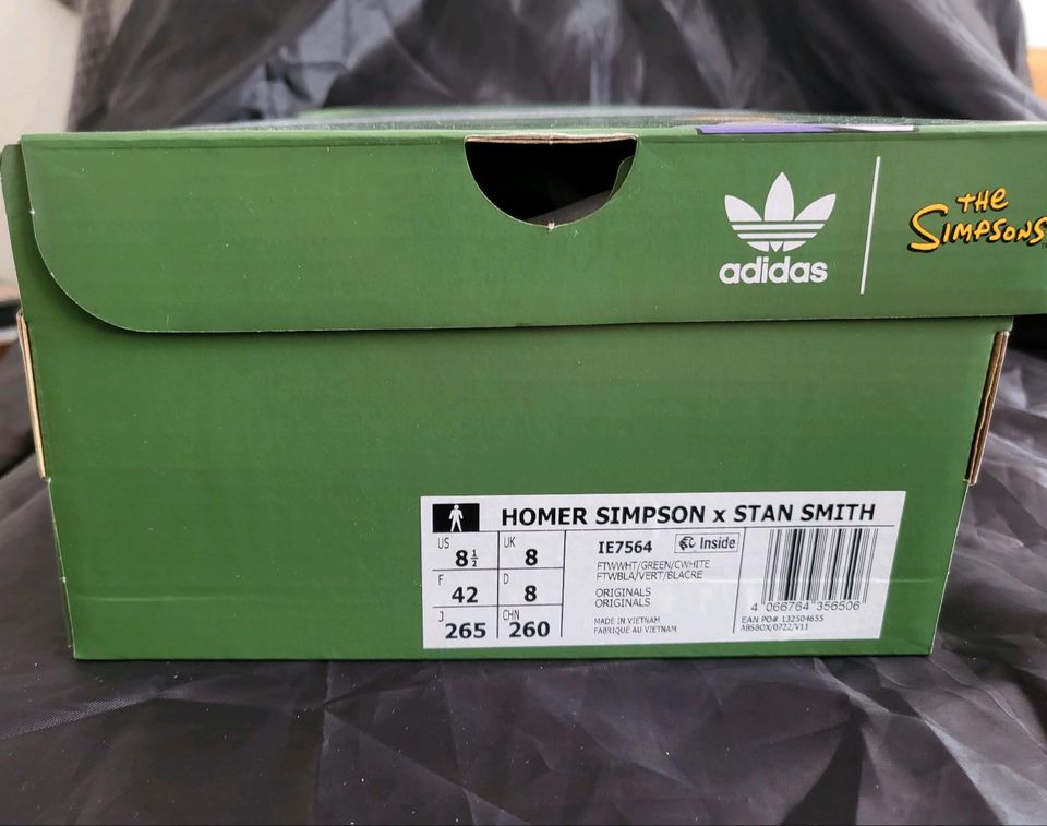 Adidas Stan Smith Homer Simpson Gr.42 in Liederbach