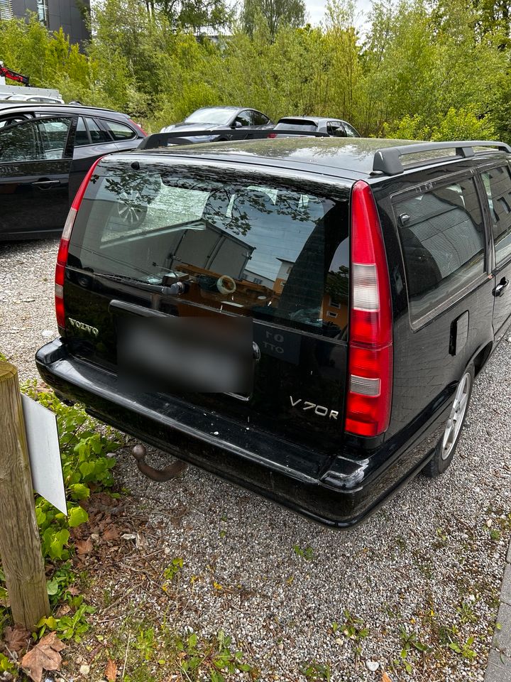 Volvo V70 defekt in Neusäß