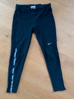 NIKE Dri-fit Leggins schwarz Gr S Leggings Sporthose Gym Nordrhein-Westfalen - Arnsberg Vorschau