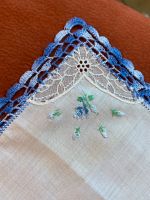 NEU! Wunderschönes blau umhäkeltes Taschentuch, Handarbeit Hessen - Dornburg Vorschau