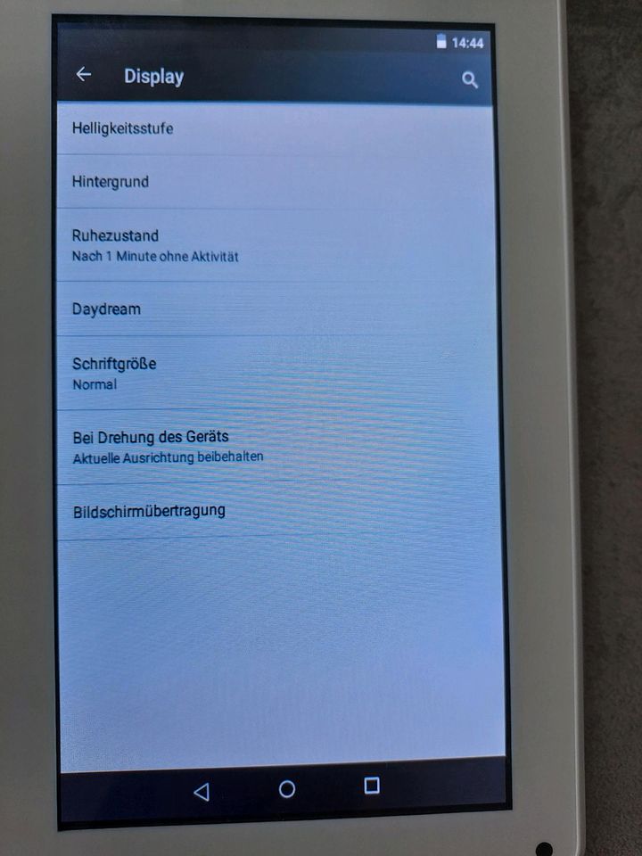 Smartbook S7Q tablet weiß in Korb