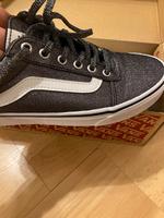 Vans Schuhe Gr.38,5 NEU Nordrhein-Westfalen - Erftstadt Vorschau