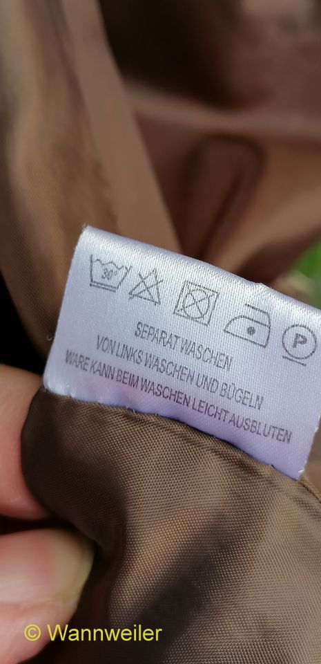 Schöne Frühjahr- Herbst Damen-Jacke "GINA LAURA" hellbeige leicht in Wannweil