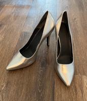 High heels  silber Esprit Größe 38 Nordrhein-Westfalen - Kevelaer Vorschau