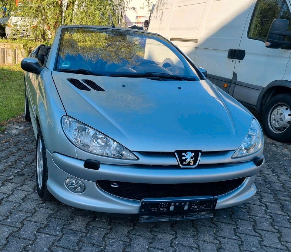 Peugeot 206 cc Cabrio Top ! in Weißwasser