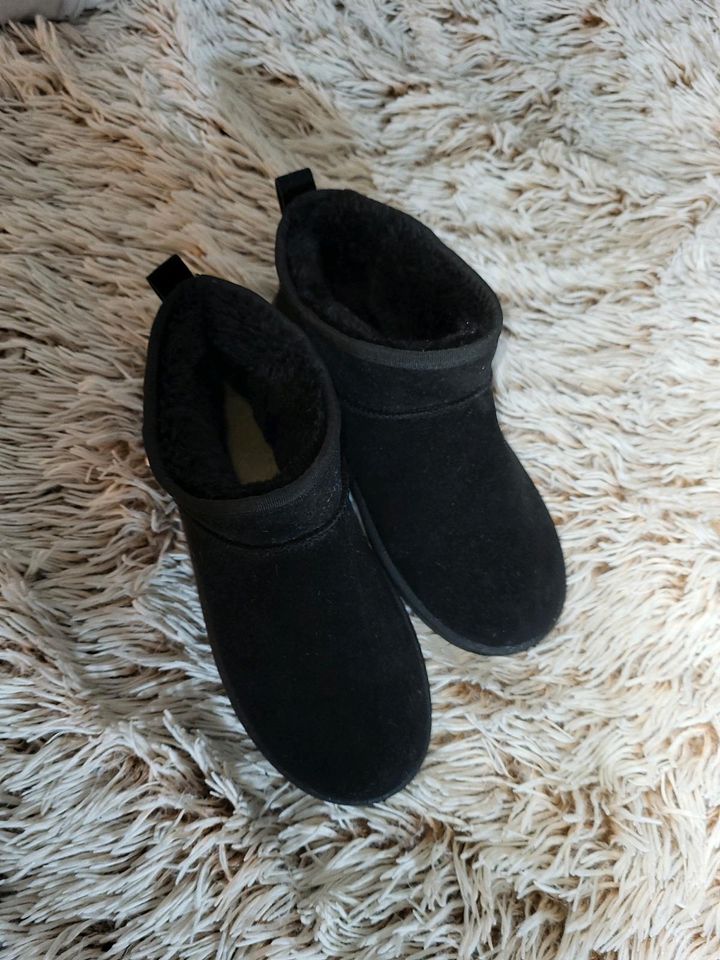 UGG Dupe Schwarz 39 winterstiefel gefüttert in Dresden