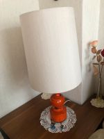 Vintage Tischlampe mit orangenem Fuß Niedersachsen - Braunschweig Vorschau