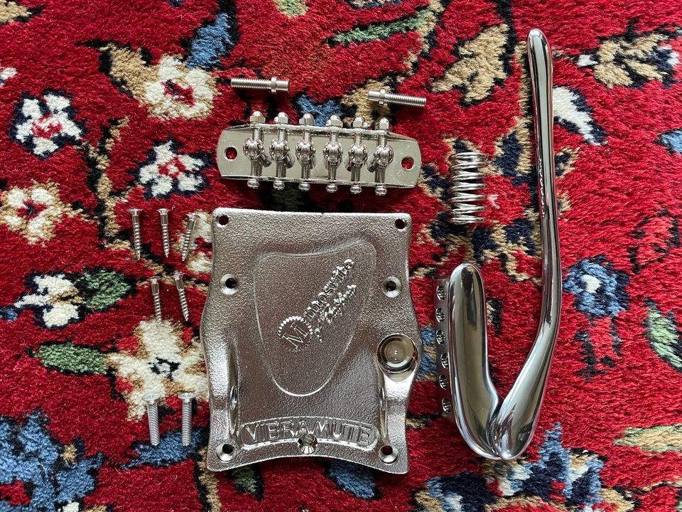 Mosrite of California Vibramute Tremolo in St. Wendel