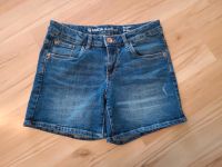 Jeans Shorts  von Garcia Gr.176 slim fit Nordrhein-Westfalen - Mönchengladbach Vorschau