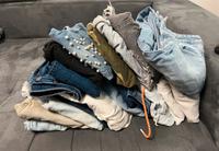 18x Jeans Kleiderpaket Gr. 34-38 Hosen Zara Bershka Skinny baggy Berlin - Tempelhof Vorschau