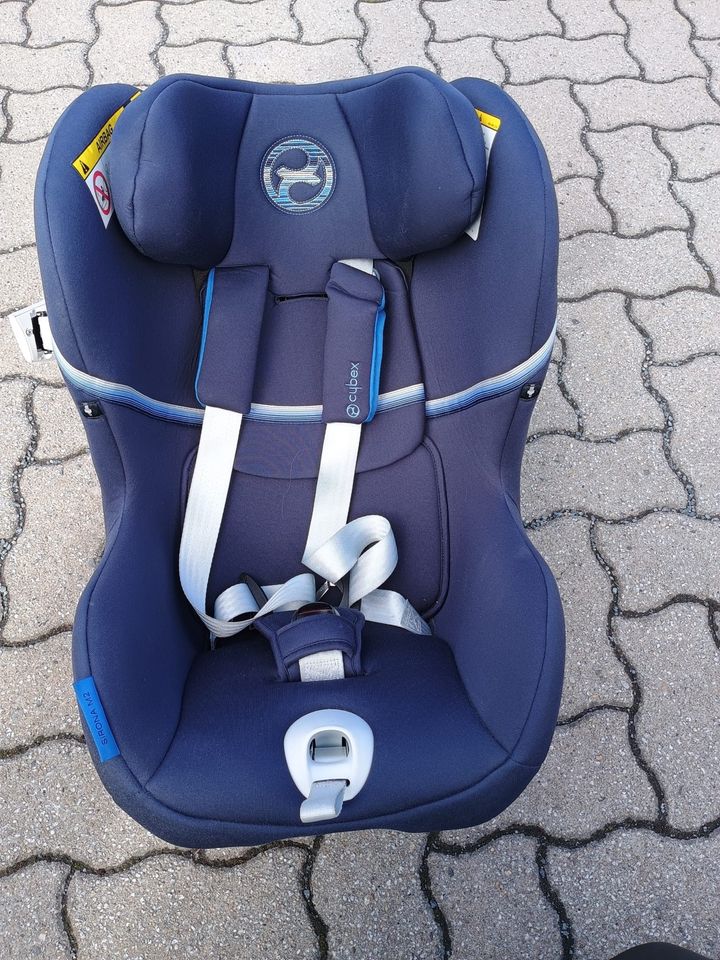 Cybex Sirona M2 i-Size Reboarder und Base M mit isofix in Dresden