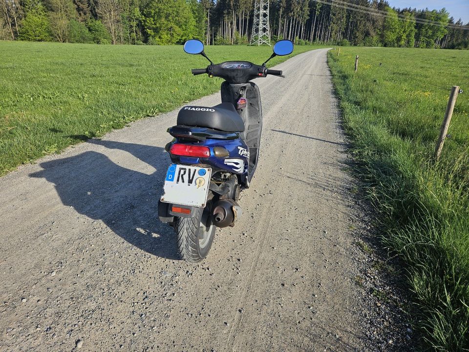 Piaggio TPH 125 blau Baujahr 1997 mit frischem TÜV in Bad Wurzach