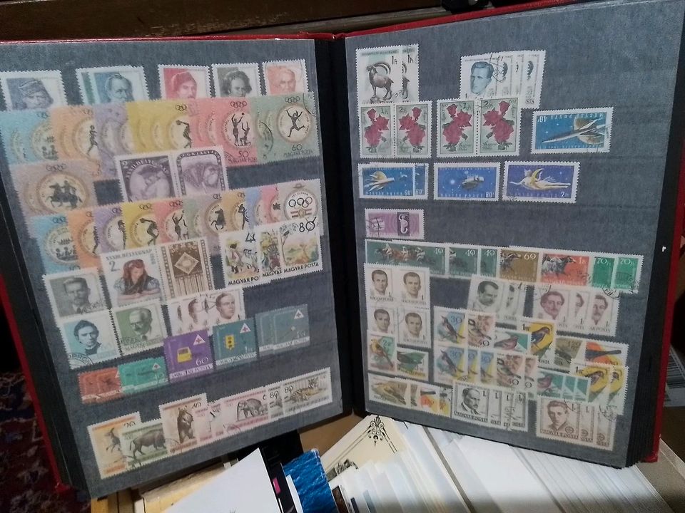 Briefmarkensammlung Ungarn lagerbuch gebracht und ungebraucht in Mönchengladbach