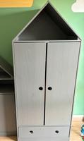 Kleiderschrank grau in moderner Hausoptik Niedersachsen - Kissenbrück Vorschau
