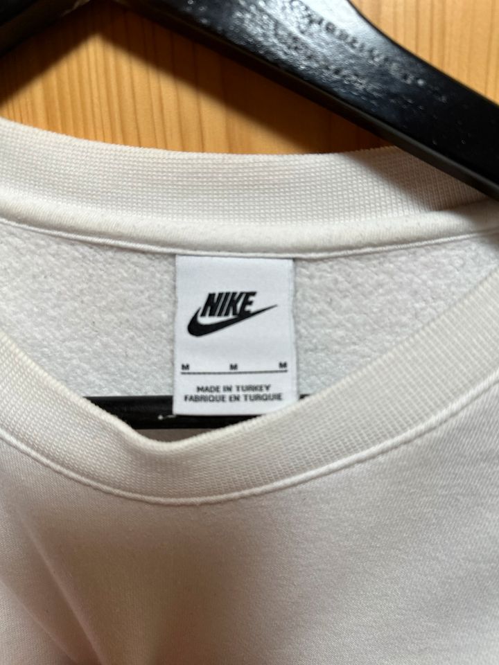 Nike Hoodie in Pössneck