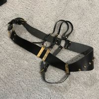 Leder Harness Asymmetrisch (S/M, einmal getragen) München - Bogenhausen Vorschau