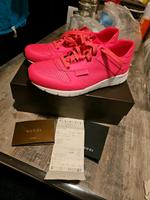 Gucci Schuhe neonpink /Größe 40,5 Brandenburg - Strausberg Vorschau