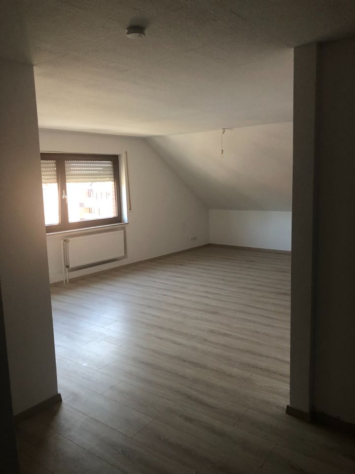 Tolle 1 Zimmer Wohnung in Lingen, zentral gelegen; 2020 renoviert in Lingen (Ems)