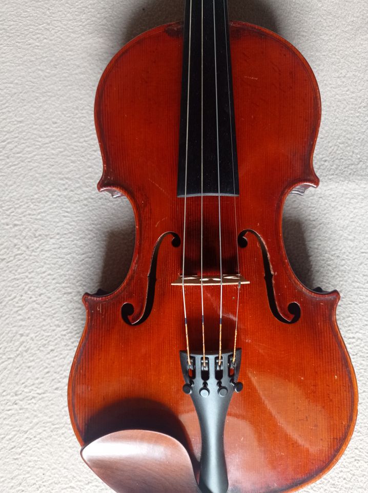 Alte 4/4 Geige, spielfertig, Amati ähnliches Modell in Jena