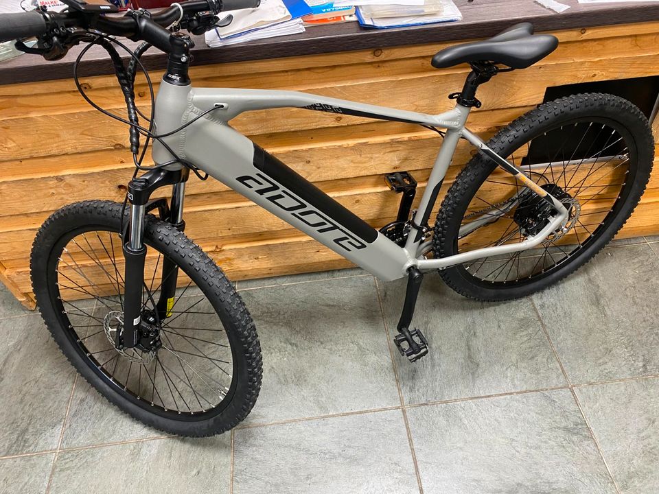 E-Bike Mountainbike 27,5 Zoll 49RH Neu Unbenutzt! in Herne