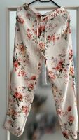 Zara Hose weiß mit print Gr.M neu München - Schwabing-Freimann Vorschau