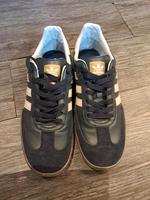 Adidas Samba Turnschuhe neuwertig Gr.40 Sachsen - Grimma Vorschau