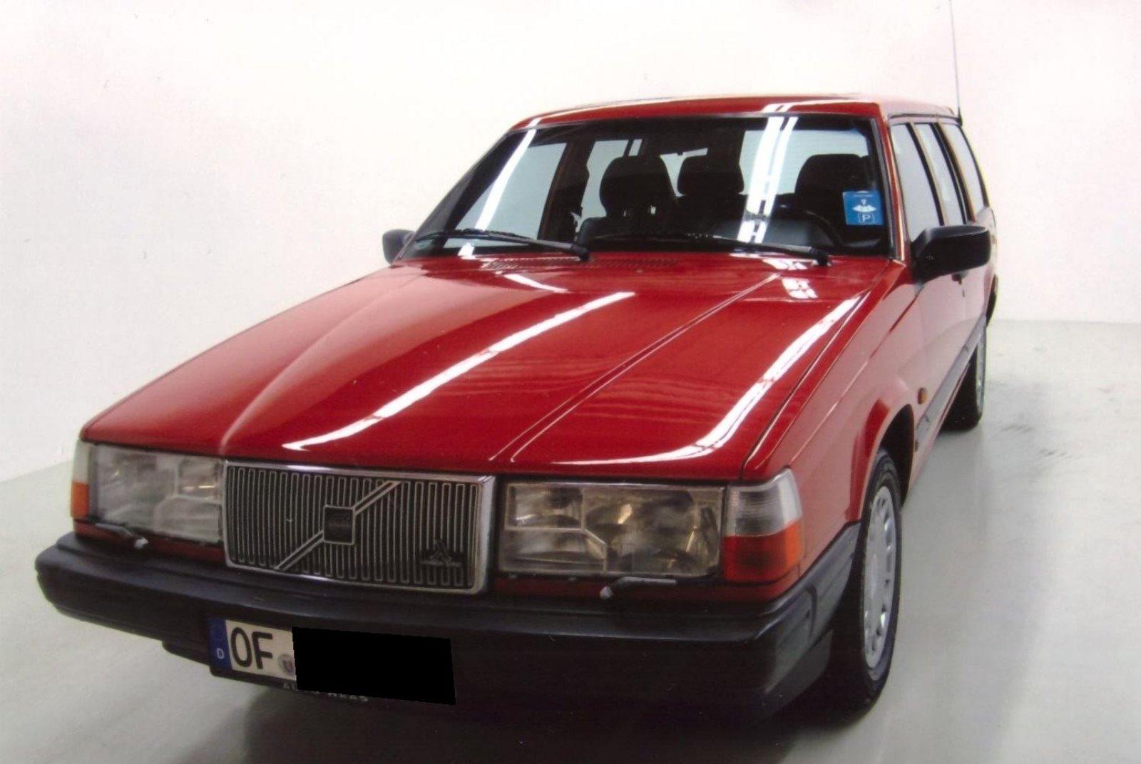 Abbildung des Autos VOLVO 945 GL, EZ 04&#x2F…