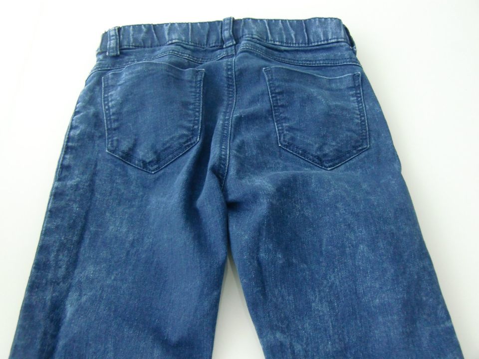 Jeans für Mädchen Gr.140 NEU in Aldingen