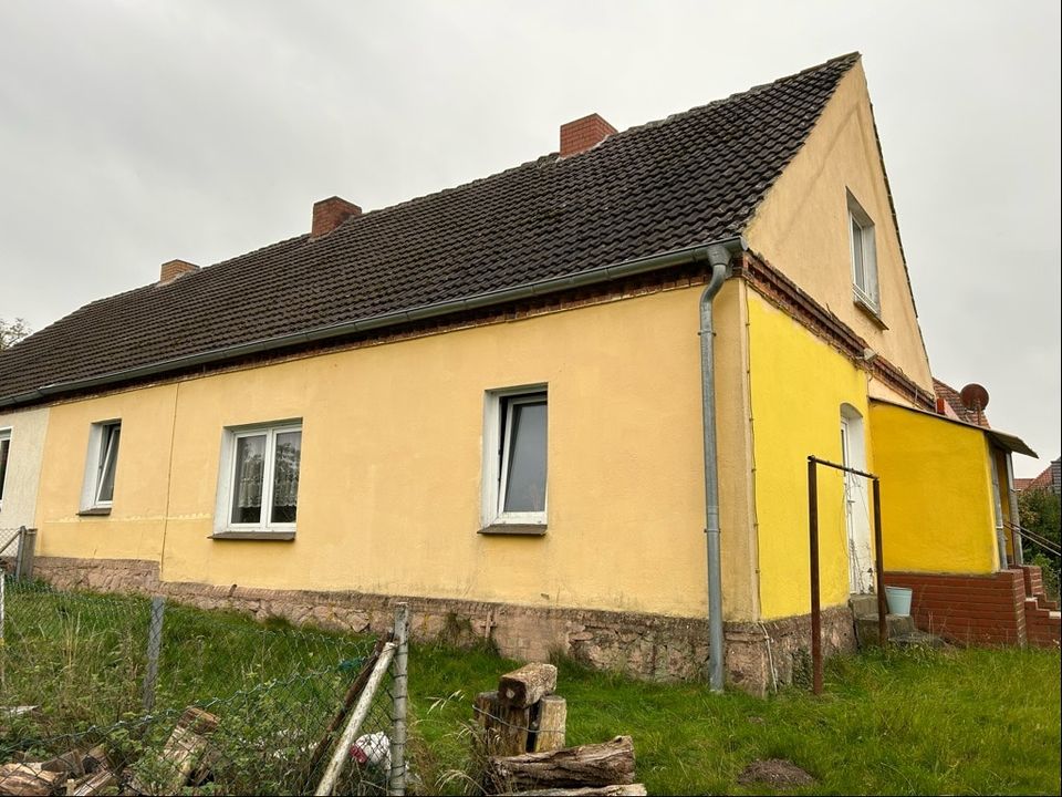 Bauernhaus mit Einliegerwohnung und Stall in Teterow