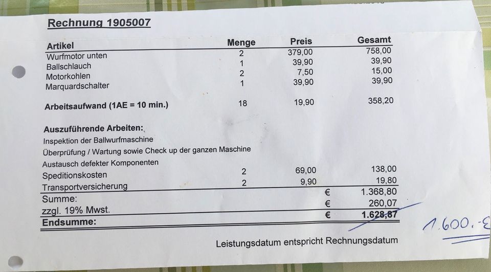 Miha 2000 Tennis Ballmaschine in Wemding