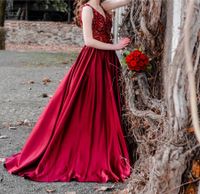 Abendkleid Satin Dunkelrot Hessen - Haiger Vorschau