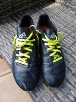 Adidas Fußball Schuhe, Größe 45 1/2 Köln - Rath-Heumar Vorschau