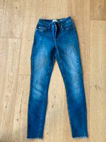 Only Jeans Gr.XS/32 blau schmal Modell Blush knöchellang Baden-Württemberg - Leonberg Vorschau