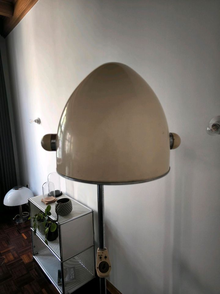Vintage Stehleuchte Lampe Medizin Designerlampe keine Artemide in Köln