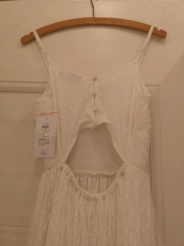 Schönes, neuwertiges Hochzeitskleid oder weißes Sommerkleid in Berlin
